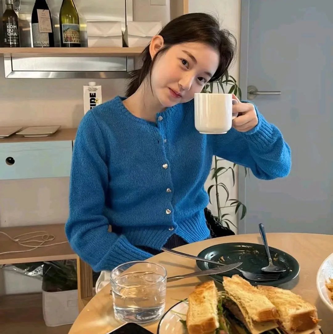 比基尼少女